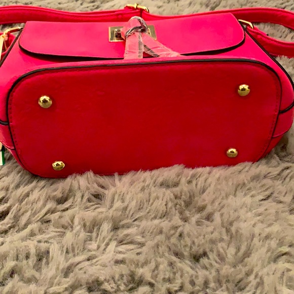 NWT VEGAN Pink cross body purse - Picture 9 of 13